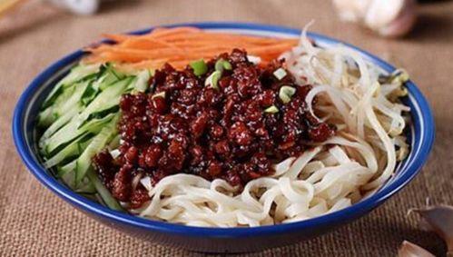 娱乐吃瓜酱暖心吃面,品味生活，共享美好时光